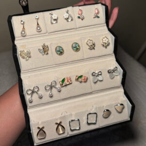12 premium earrings box